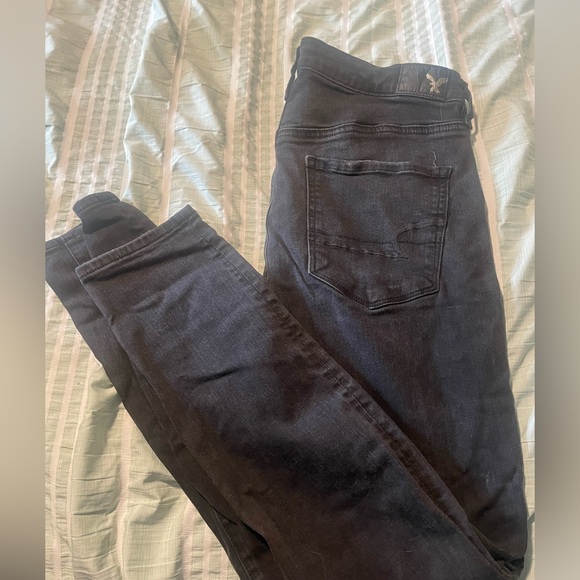 American Eagle Jeans - Picture 1 of 3